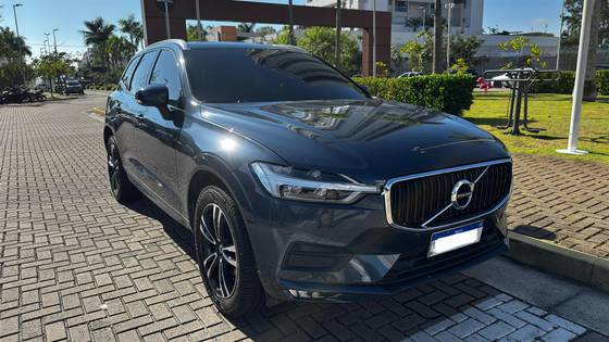 VOLVO XC60 2.0 T5 GASOLINA MOMENTUM AWD GEARTRONIC